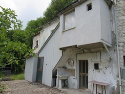 A real mountain retreat for those who wish to get lost in the forests 1