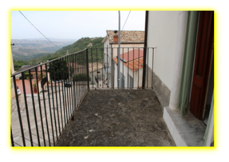Discounted property in Abruzzo central Italy